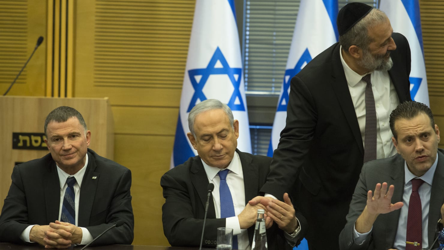 El ministro corrupto de Bibi amenaza con hundir a Israel en el caos