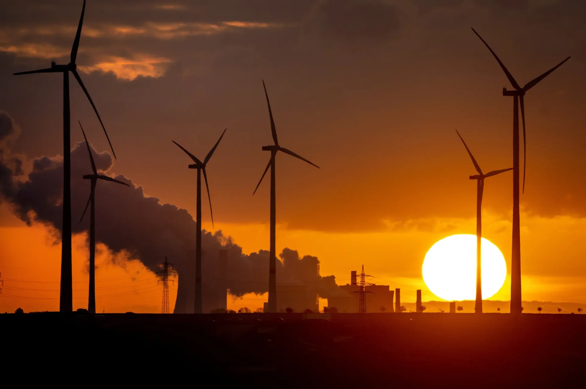 La política, el clima y la guerra hacen de 2022 un “año clave” para la energía limpia