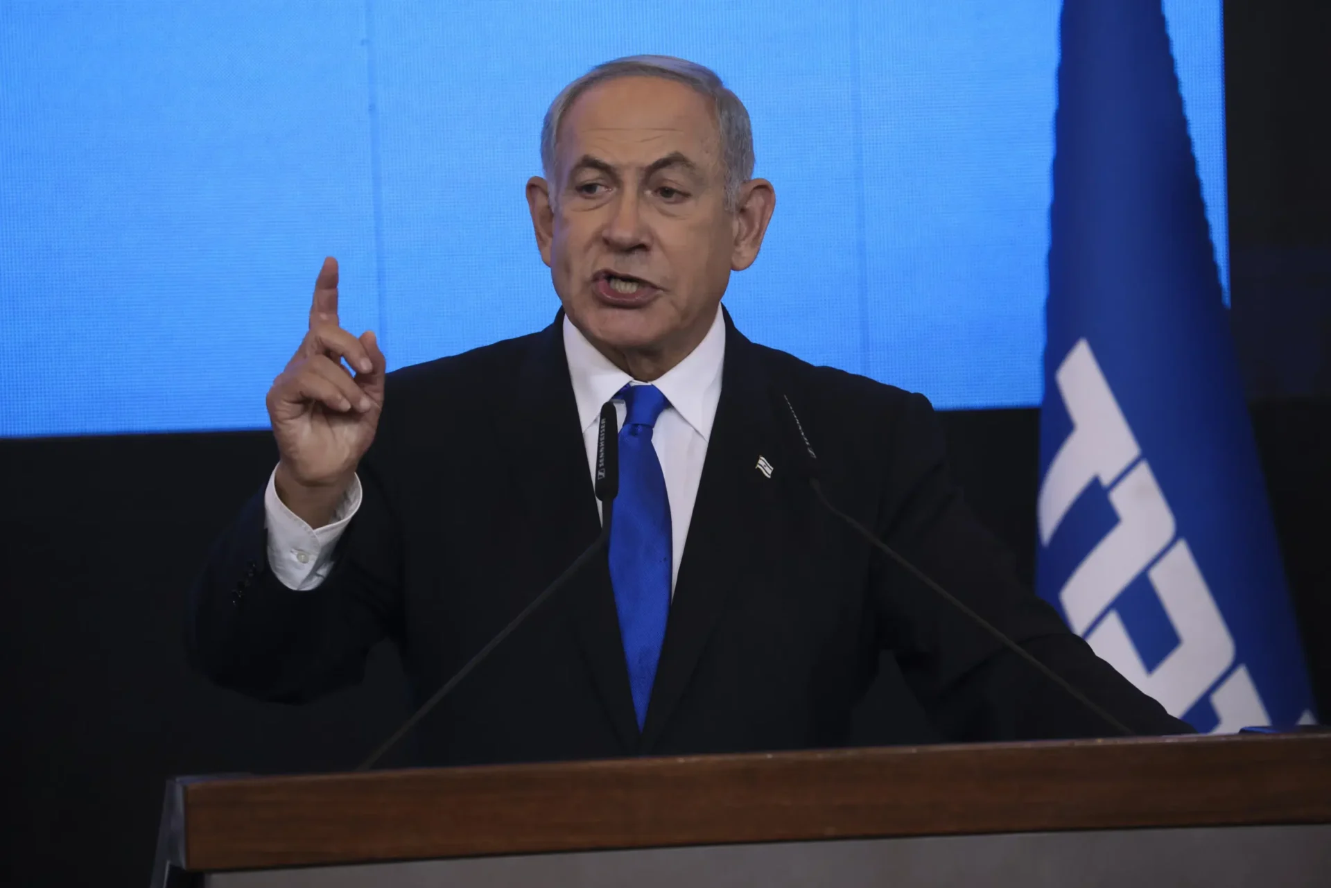 Netanyahu de Israel dice que ha formado un nuevo gobierno