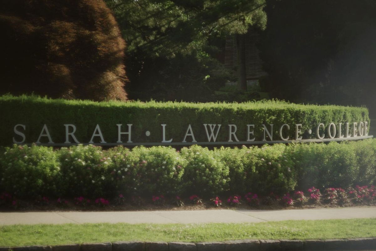 Las 7 revelaciones más desgarradoras de la docuserie “Stolen Youth” del “culto a Sarah Lawrence” de Hulu