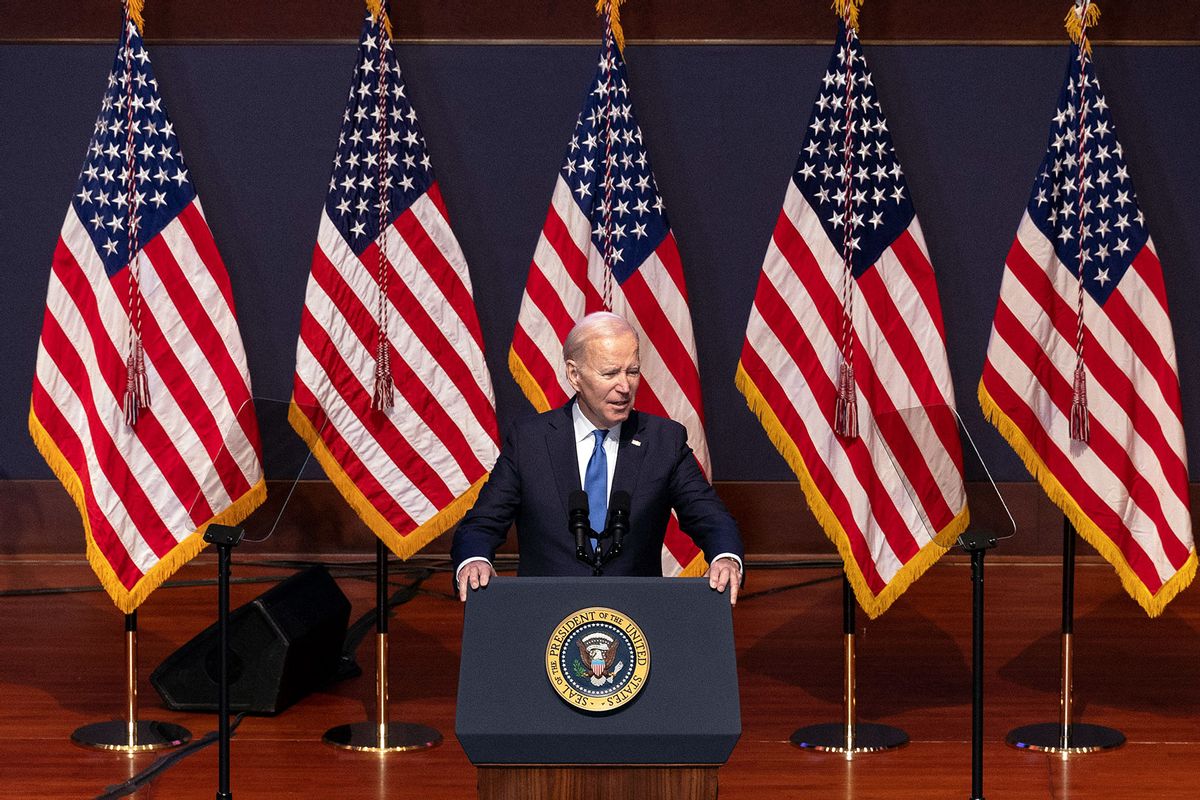 Biden está ejerciendo el poder del DNC para aplastar un posible desafío primario en 2024
