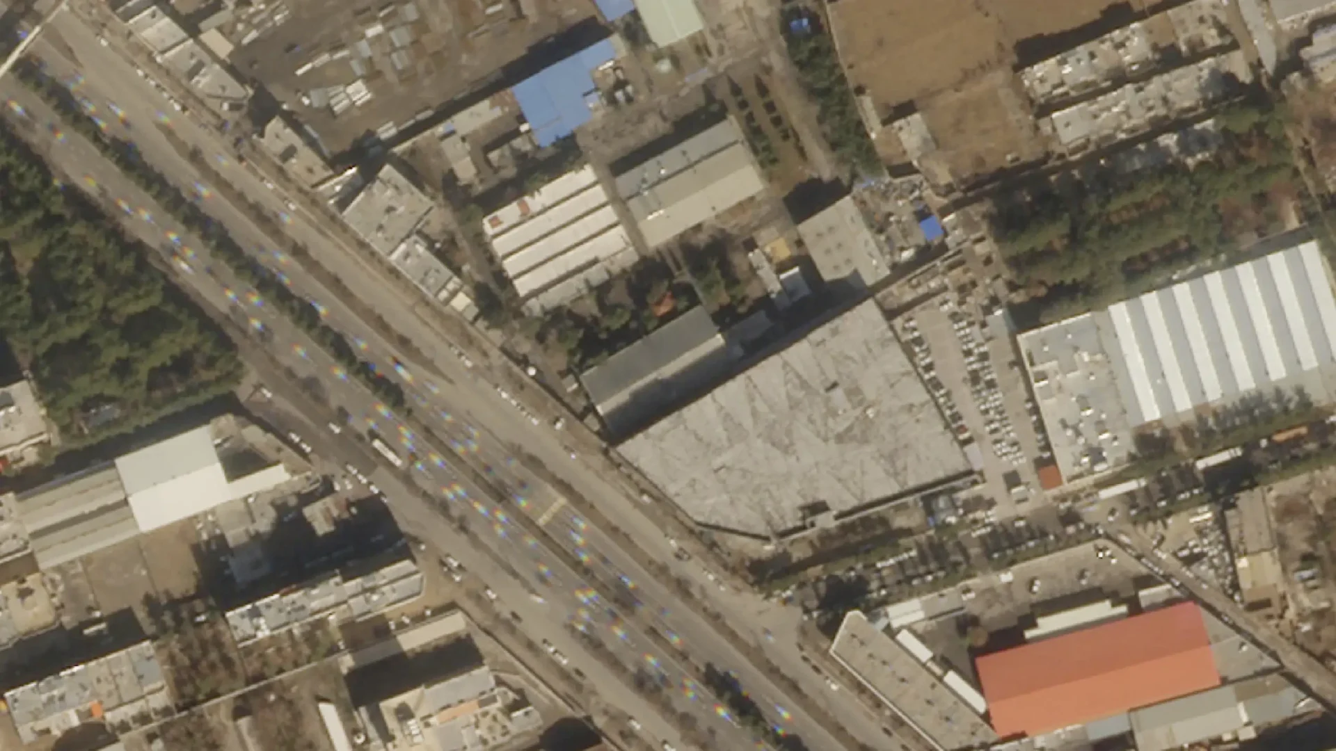 Fotos satelitales: Daños en el sitio militar de Irán golpeado por un dron