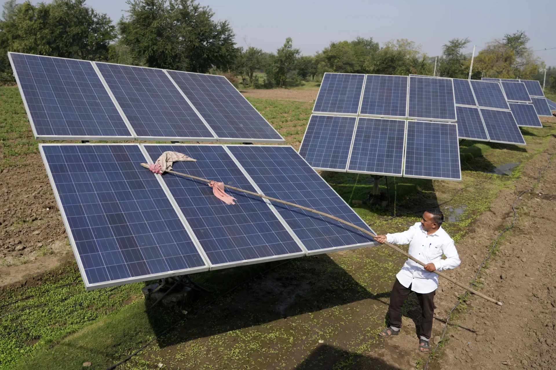 La energía limpia se afianza en India, pero el carbón sigue mandando