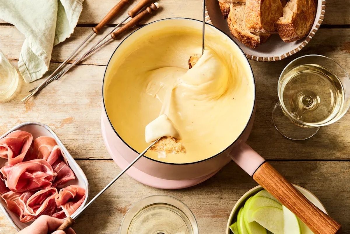 La guía definitiva para organizar tu primera fiesta de fondue