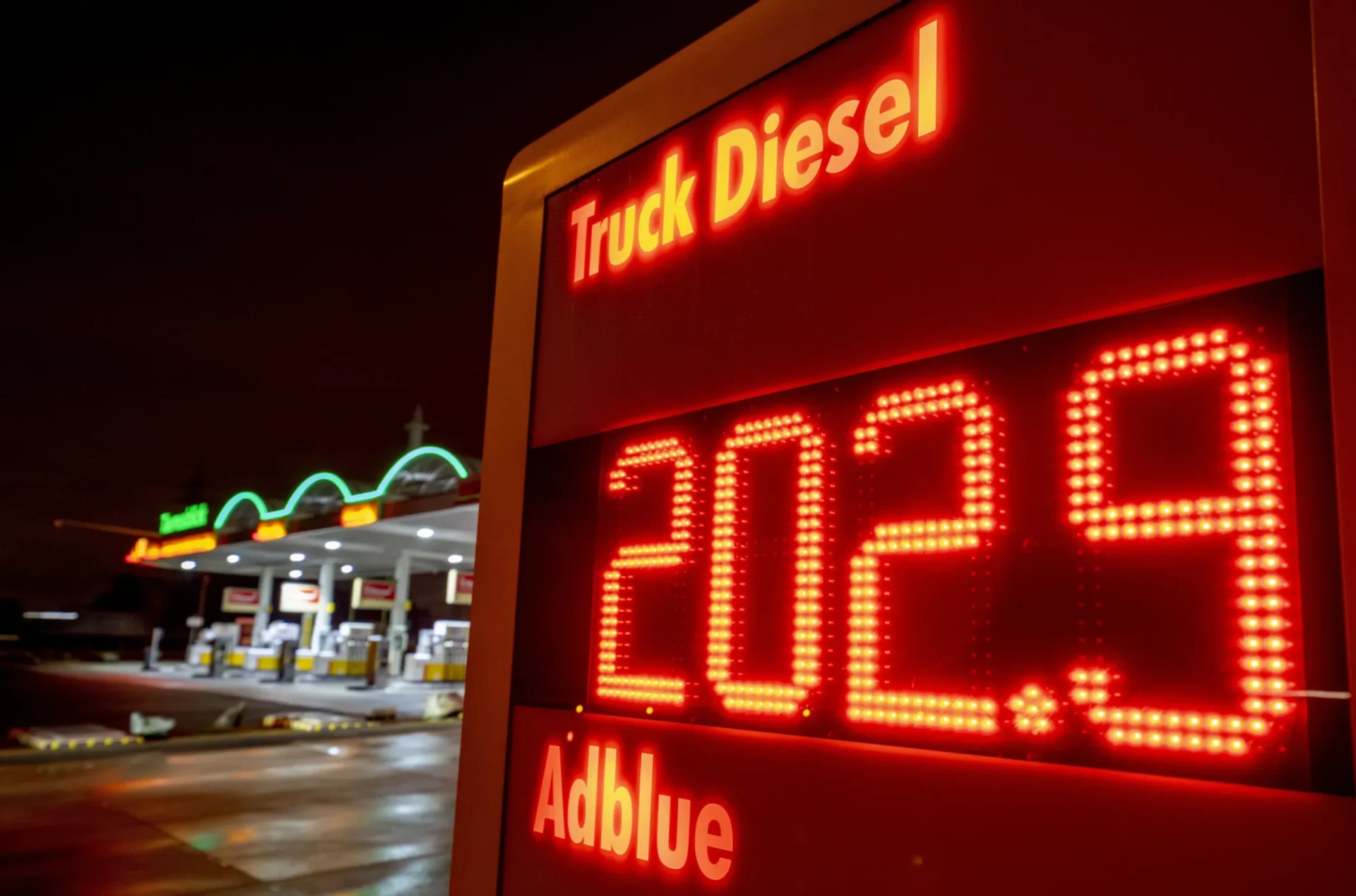 ¿La prohibición europea del diesel ruso aumentará los precios mundiales del combustible?
