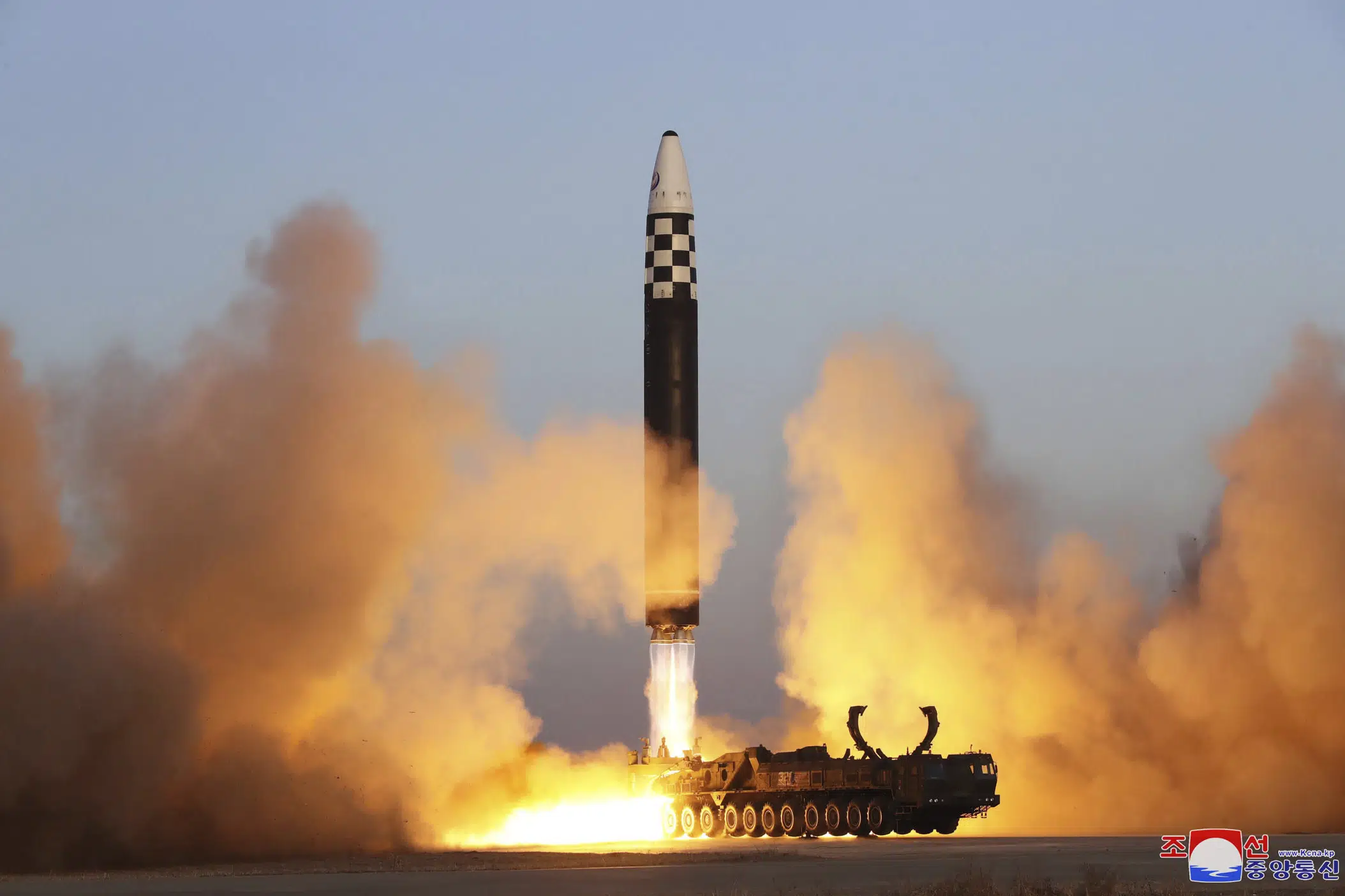 Corea del Norte dice que la prueba ICBM tenía como objetivo infundir miedo en los enemigos