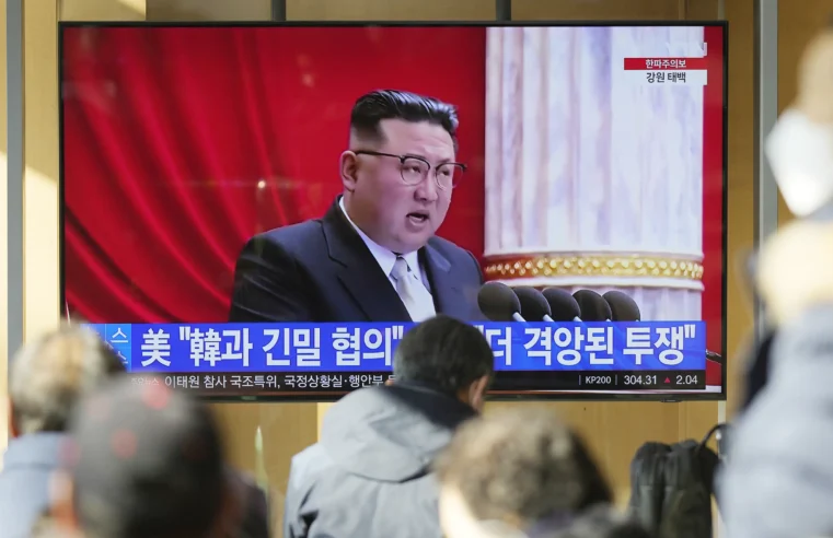 Corea del Norte lanza misil balístico hacia el mar, dice Seúl