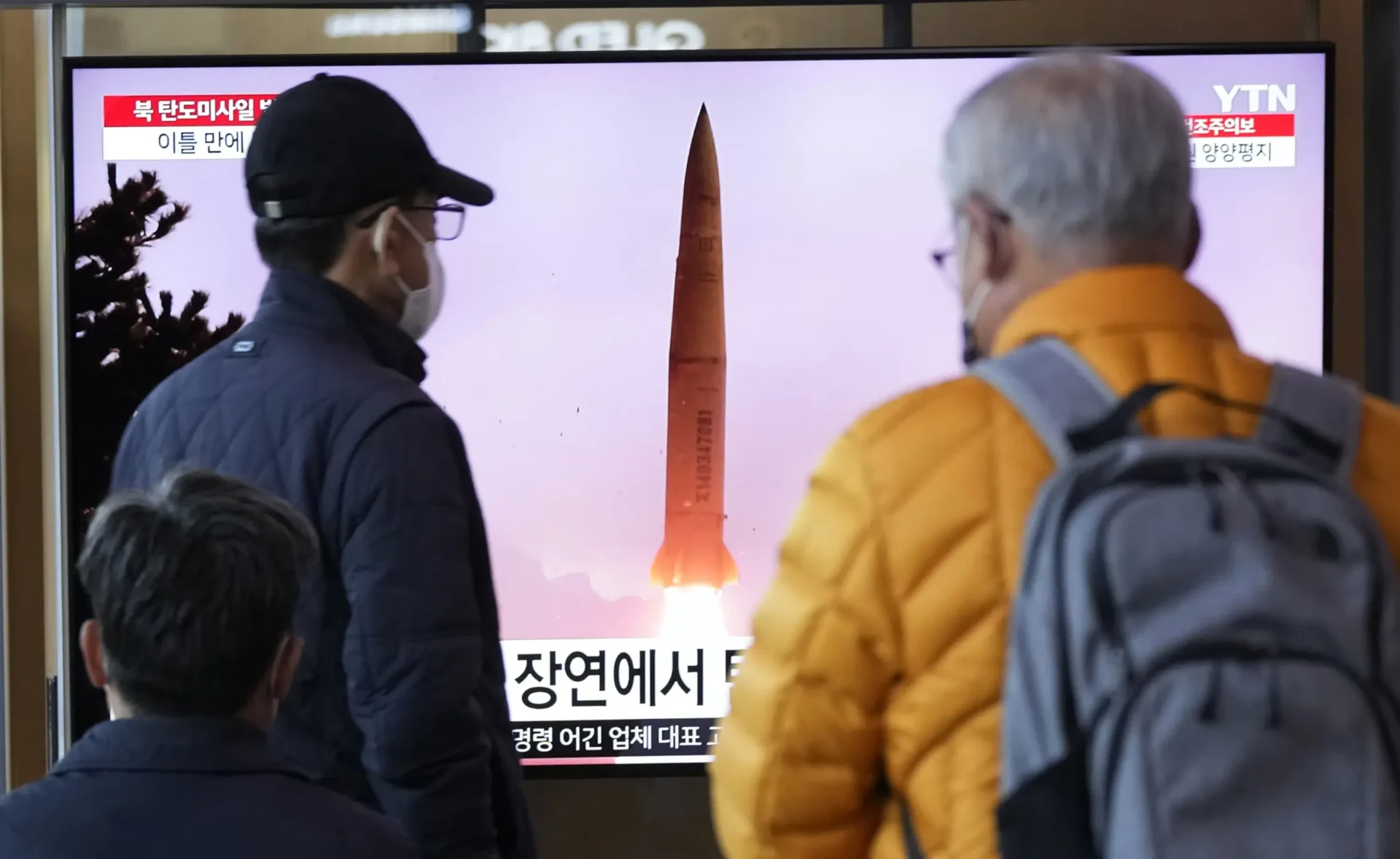 Corea del Norte lanza un misil balístico intercontinental antes de la cumbre Corea del Sur-Japón