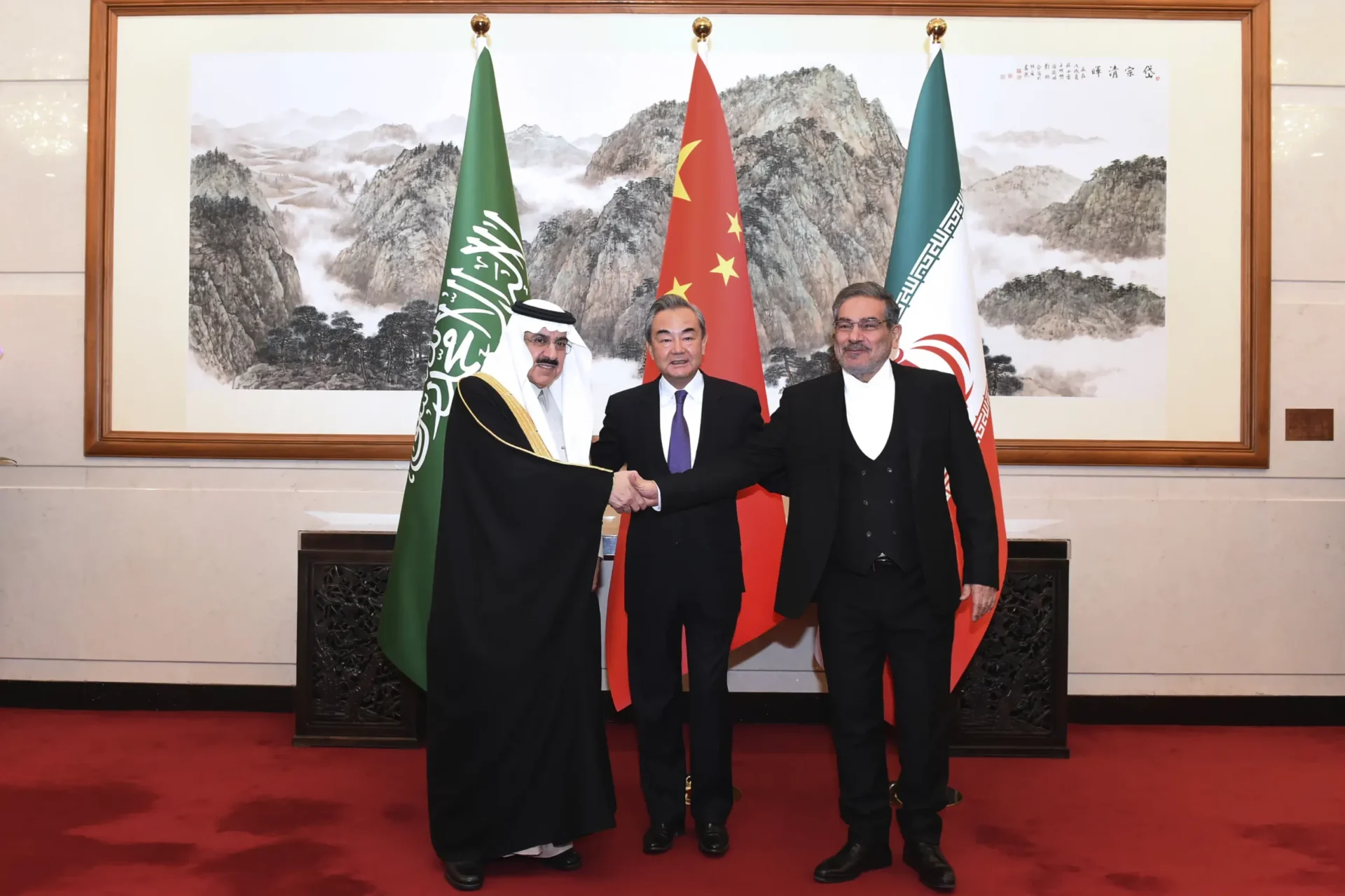 Irán y Arabia Saudita acuerdan reanudar lazos con la ayuda de China