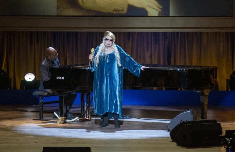 Joni Mitchell galardonada con el Premio Gershwin en un concierto homenaje