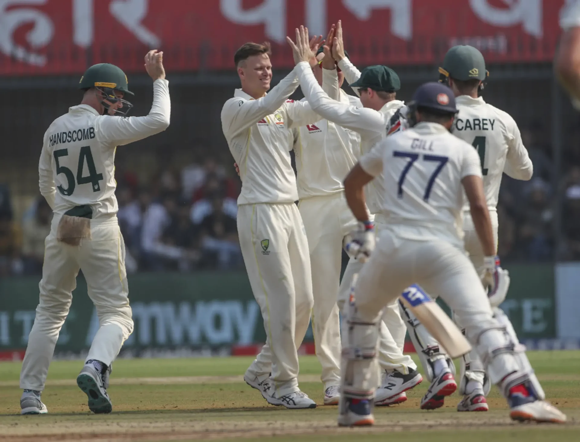 Kuhnemann y Khawaja ponen a Australia por delante en el 3er test contra India