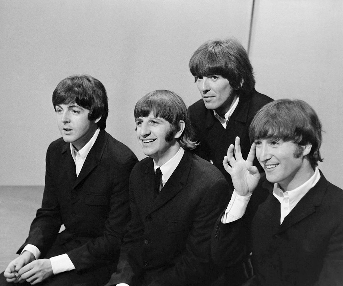 Los Beatles golpean con la fuerza de un asteroide: El impacto de los Fab Four, 60 años después de “Por favor, por favor me”