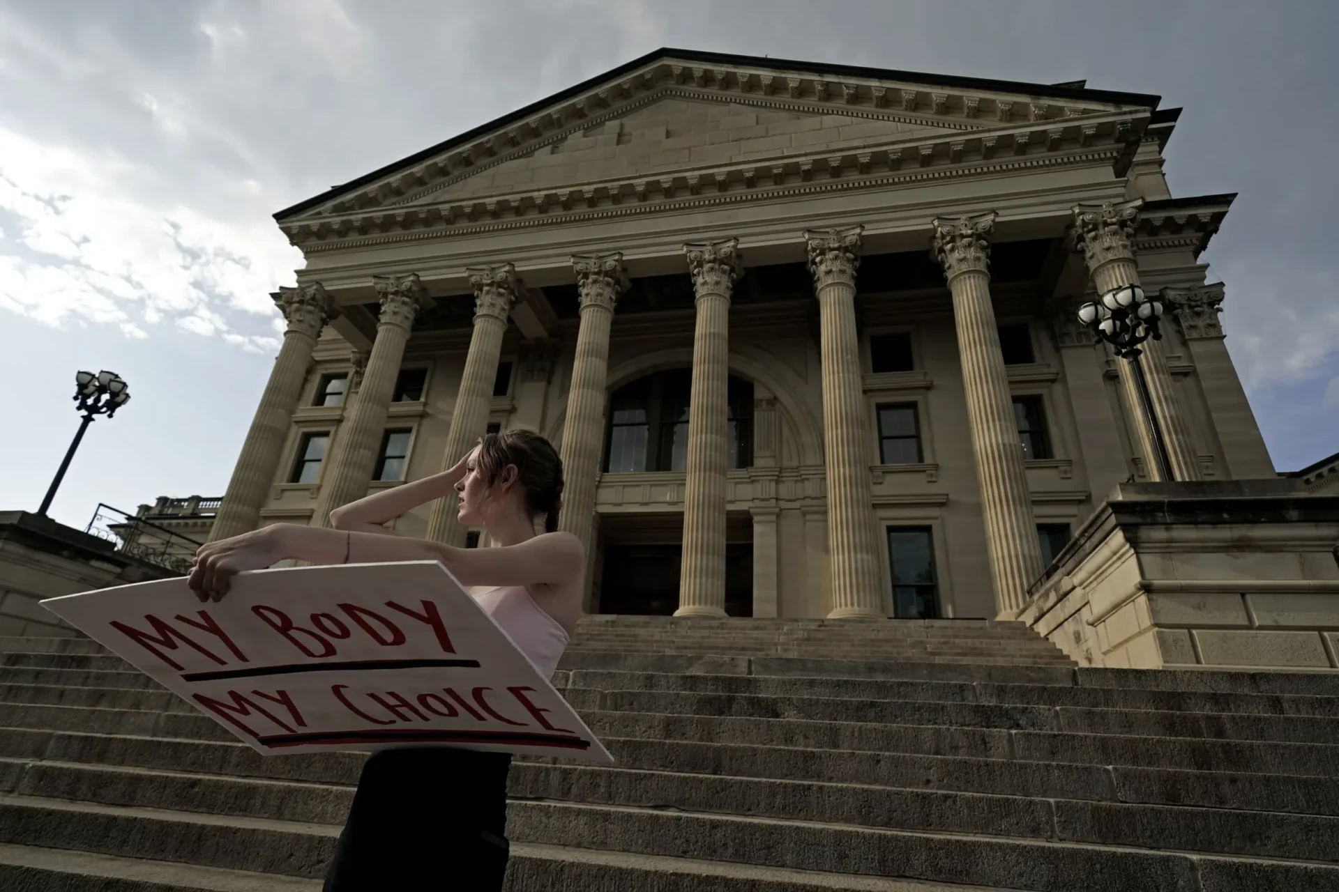 Los opositores al aborto buscan cambios menores en Kansas después de la votación