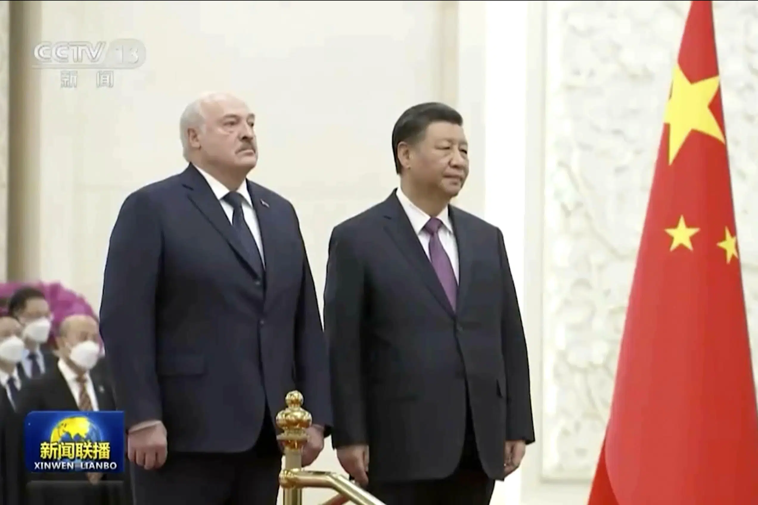 Los presidentes de China y Bielorrusia piden un alto el fuego y conversaciones en Ucrania