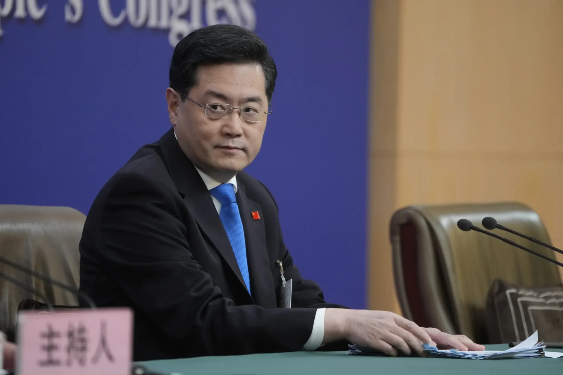 Ministro chino advierte que China y EE. UU. están en curso de conflicto