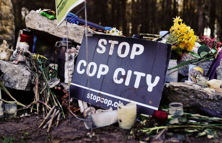 “Patios de juego para policías”: más allá de las protestas, el clero y los ecologistas se unen contra la ‘Ciudad de la policía’ de Atlanta