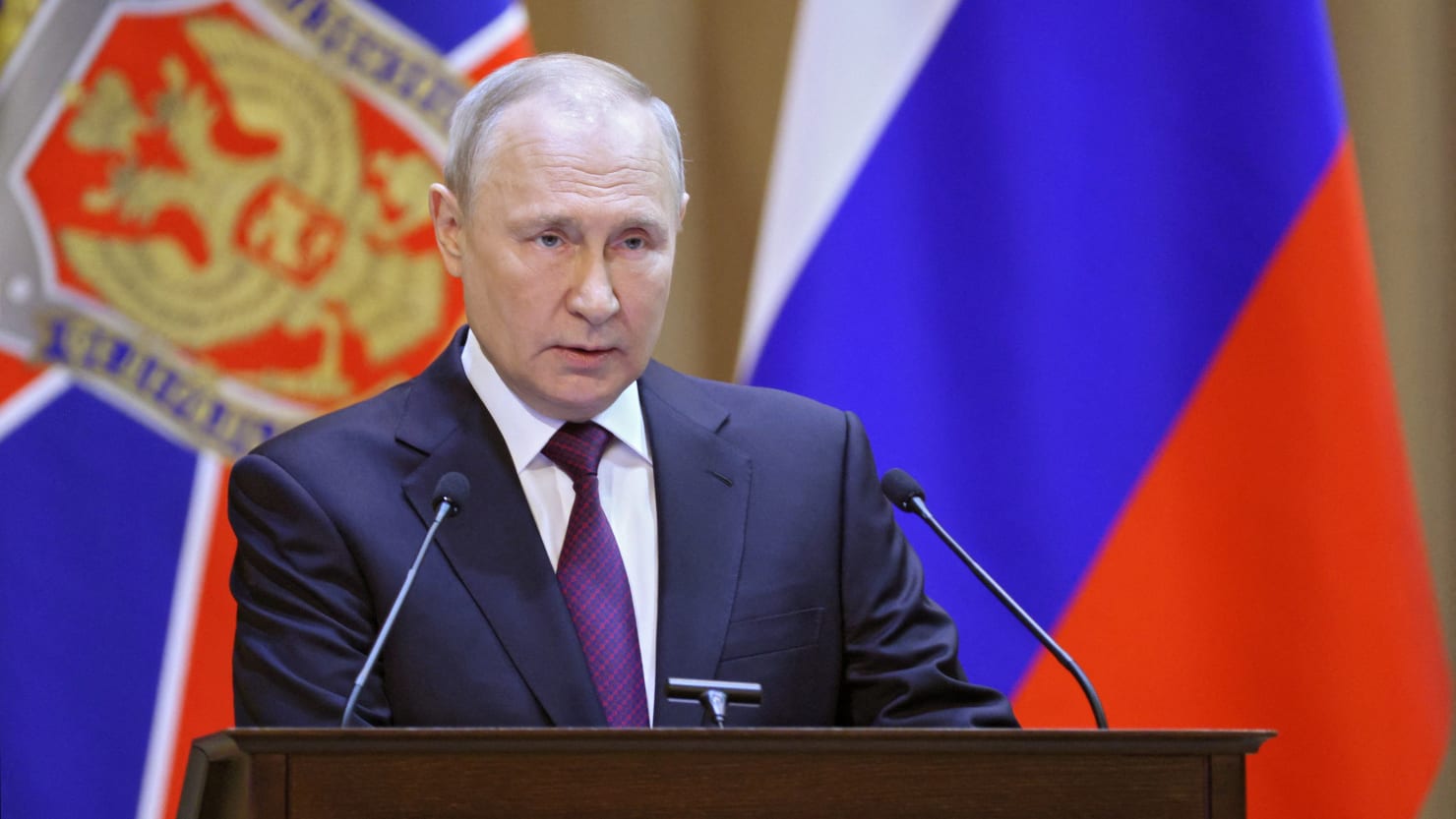 Putin convoca a funcionarios de Defensa tras un supuesto ataque ucraniano en Rusia