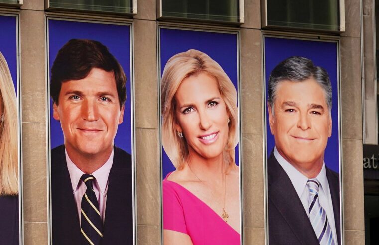 Tucker Carlson, Rupert Murdoch y Fox News: Una red de traición, sedición y mentiras