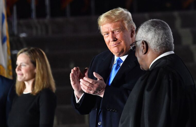 Conectando a Clarence Thomas y Donald Trump: unidos por una adoración mutua del poder corrupto