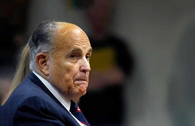 Exfiscal: Supuestas cintas secretas de Giuliani podrían tener un “impacto devastador” en la defensa de Fox News