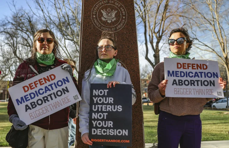 Fallos contradictorios sobre píldoras abortivas siembran alarma y confusión