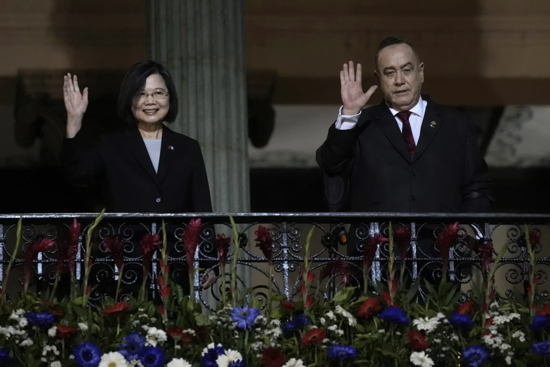 Líder de Taiwán busca aliados en visita a Centroamérica