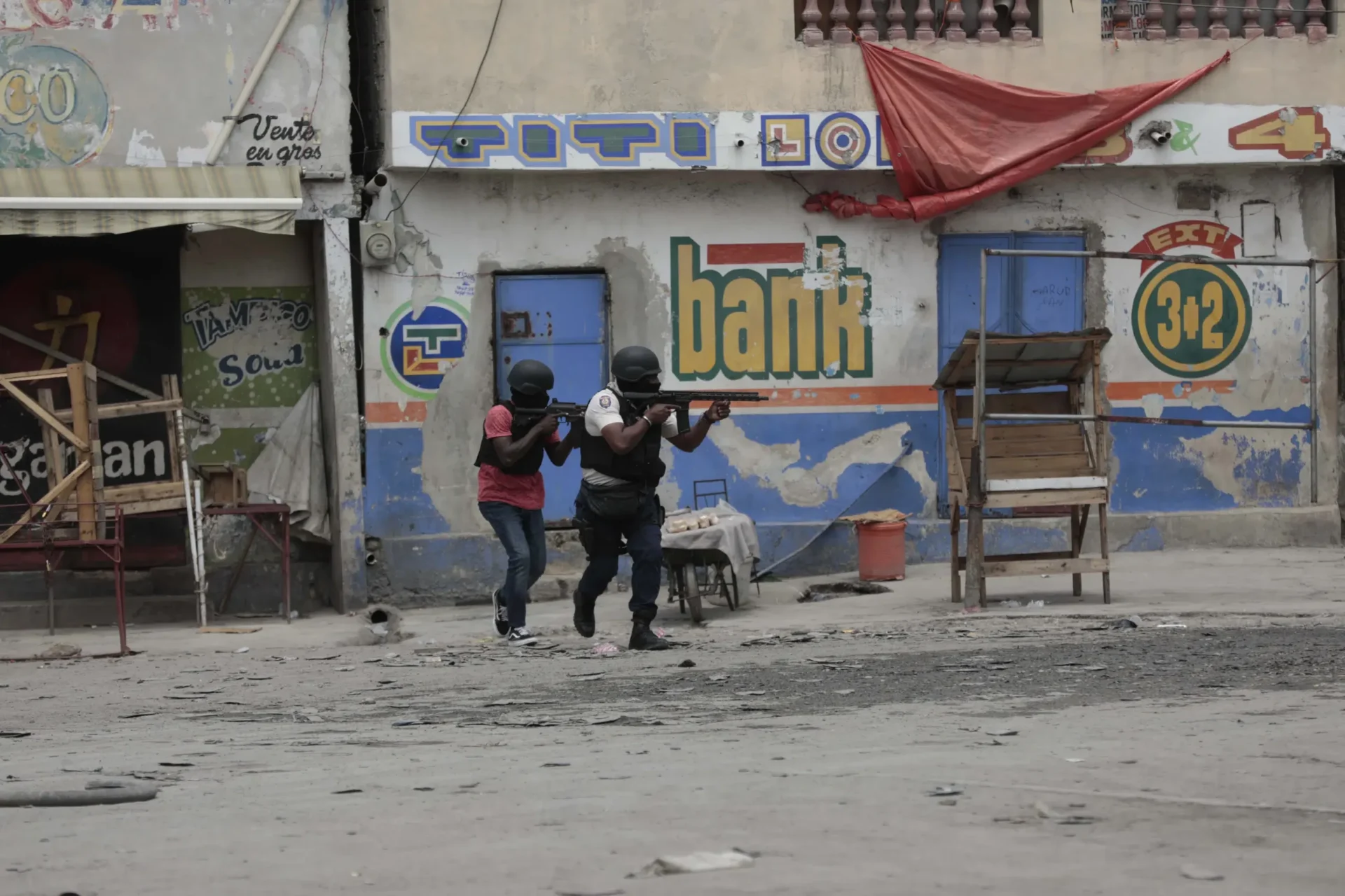 Vecindario lucha contra pandillas haitianas tras asesinatos de vigilantes