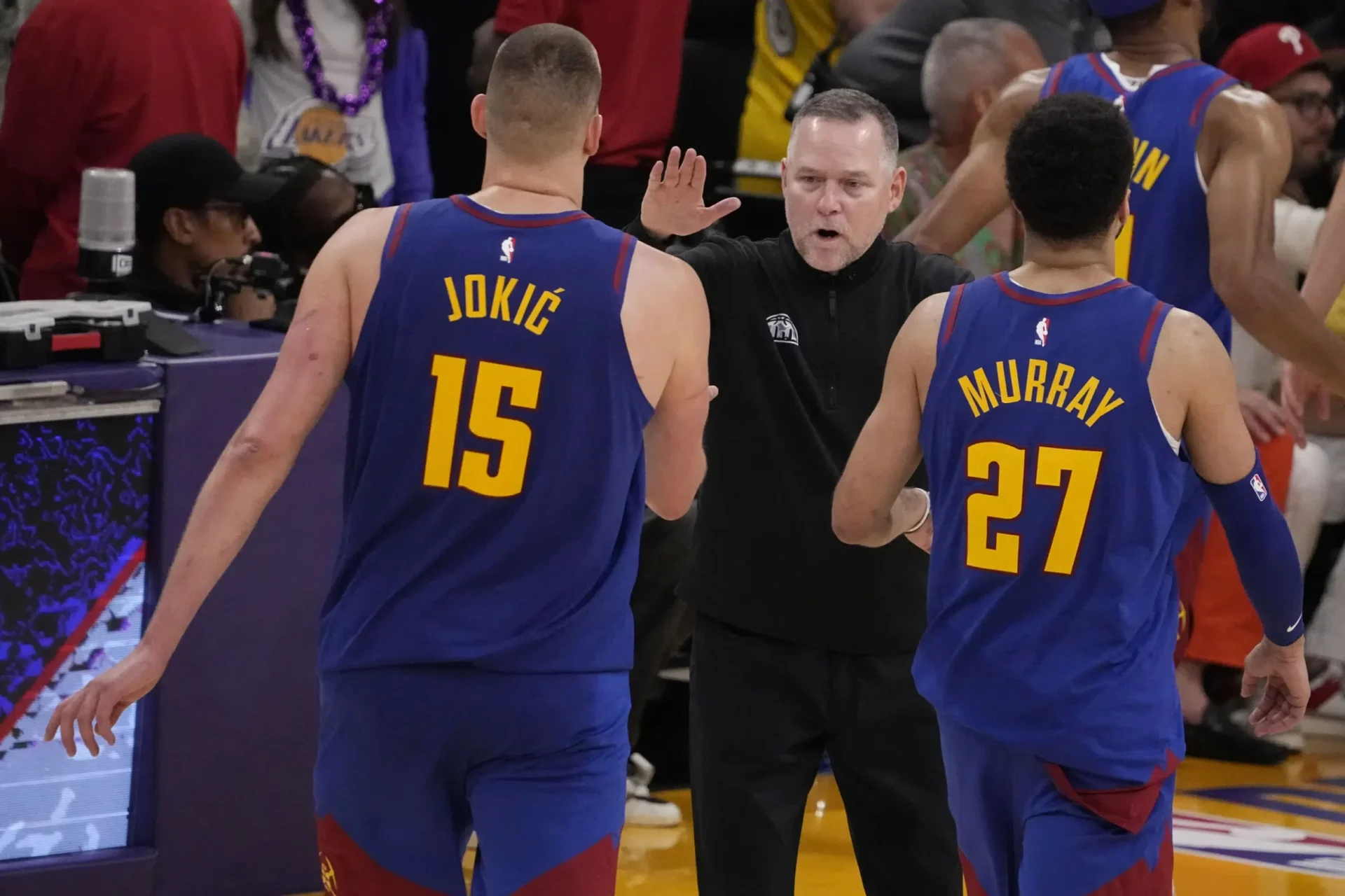 A una victoria de las Finales de la NBA, los Nuggets dan crédito al trabajo en equipo por el dominio de los playoffs