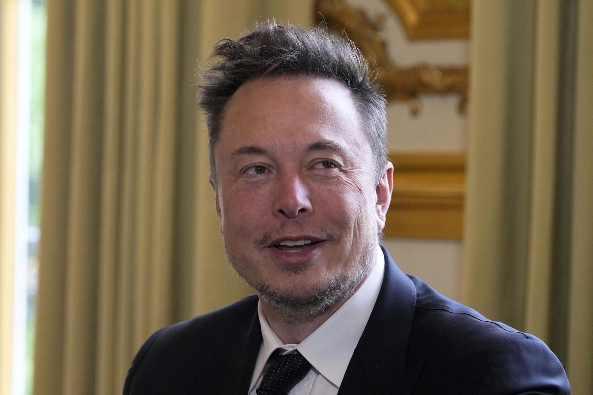 Elon Musk quiere construir una plaza de ciudad digital.  Pero su debut con DeSantis tuvo un fallo tecnológico.