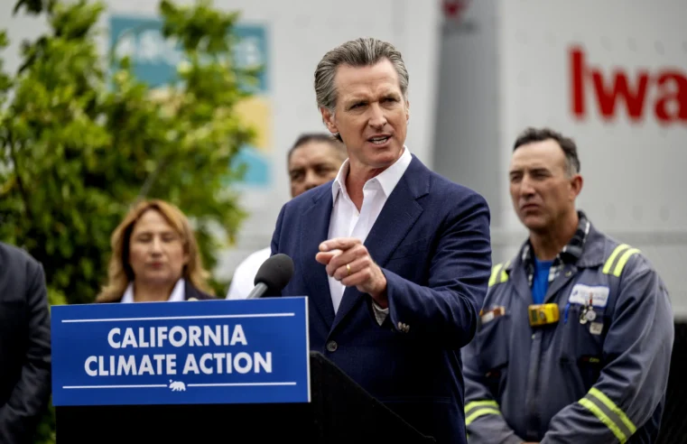 Gobernador de California busca acelerar proyectos de agua y energía limpia retrasados ​​por demandas y permisos