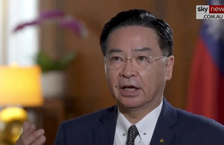 No está claro quién ayudaría a Taiwán en una guerra, dice canciller