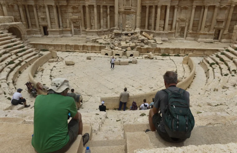 Retrasos en la restauración de las famosas ruinas romanas de Siria en Palmira y otros sitios históricos azotados por la guerra