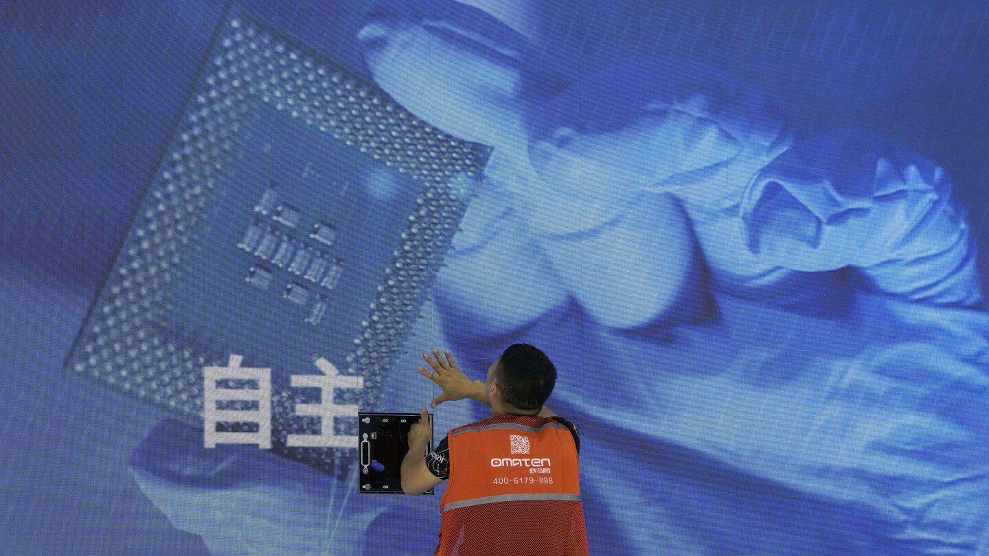 China insta a Japón a no interrumpir la industria de chips después de que entren en vigor las restricciones tecnológicas
