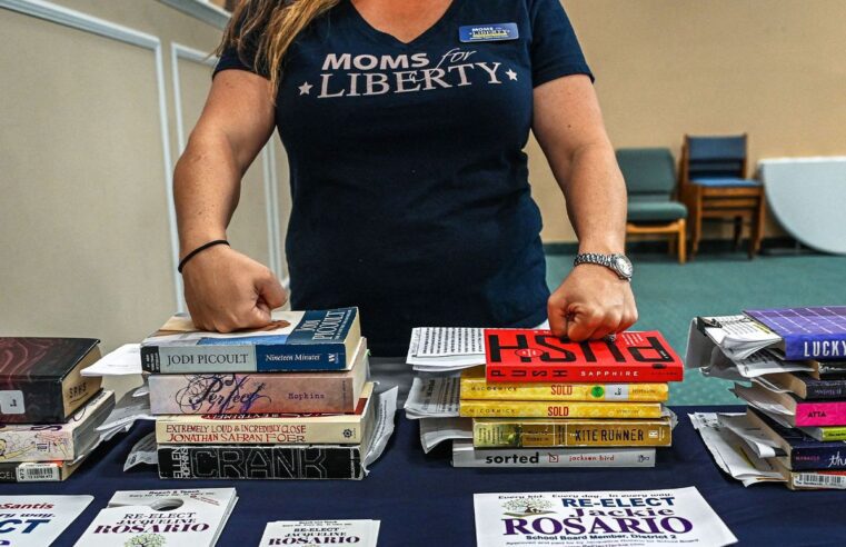 “De marca y peligroso”: los extremistas de plataformas de Moms for Liberty muestran “cuán radical” es el grupo