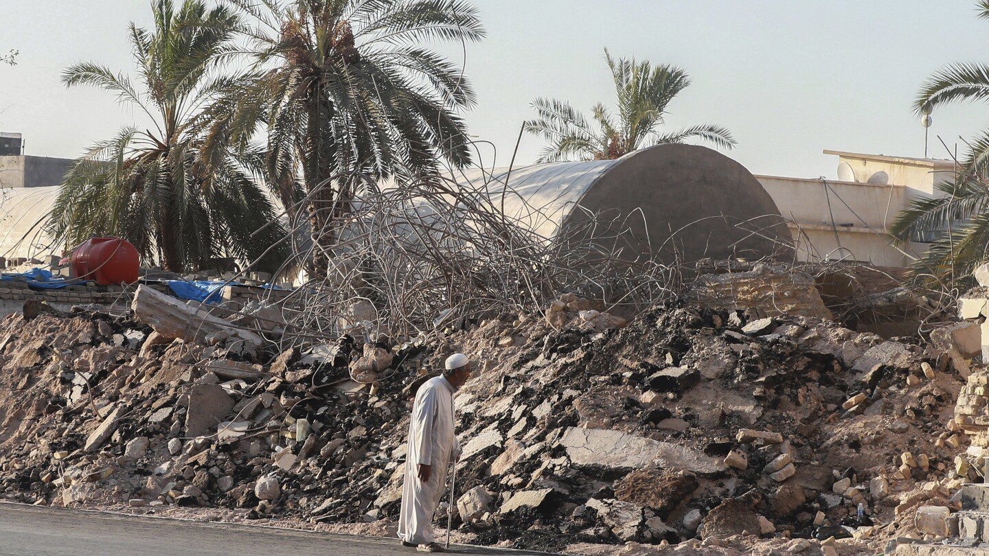 Demolición de minarete histórico en Basora, sur de Irak, provoca protestas
