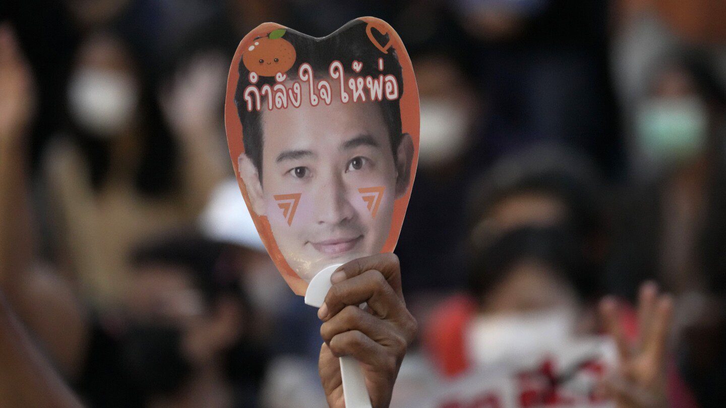 El aspirante a primer ministro tailandés dice que está abierto a dejar que el partido asociado compita por el puesto si su oferta falla