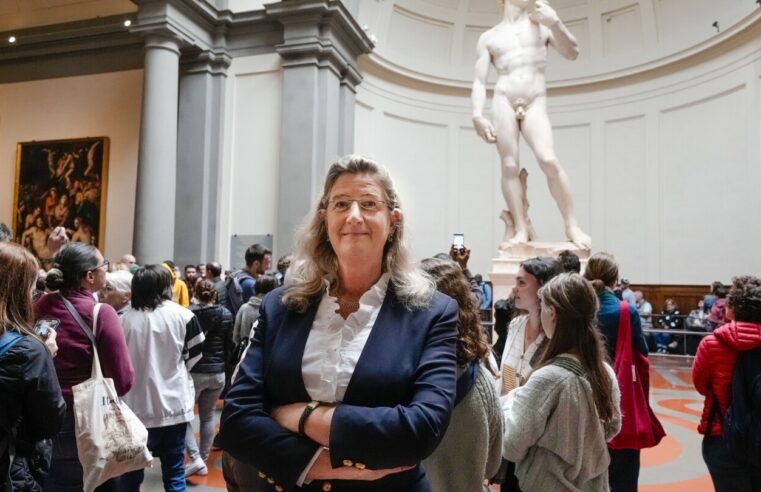 El director alemán de la Galería de la Academia de Florencia que luchó por la imagen de David se preocupa por el trabajo