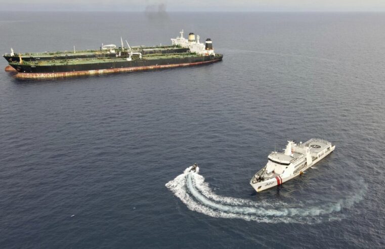 Indonesia incauta petrolero iraní por presunta transferencia ilegal de petróleo en sus aguas territoriales