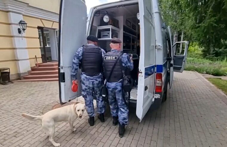 Las fuerzas especiales rusas matan a un hombre armado que irrumpió en una casa privada cerca de Moscú