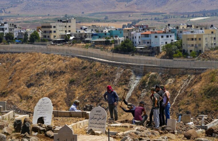 Los movimientos en un pequeño pueblo fronterizo aumentan las tensiones entre Israel y Hezbolá en un momento de nerviosismo regional