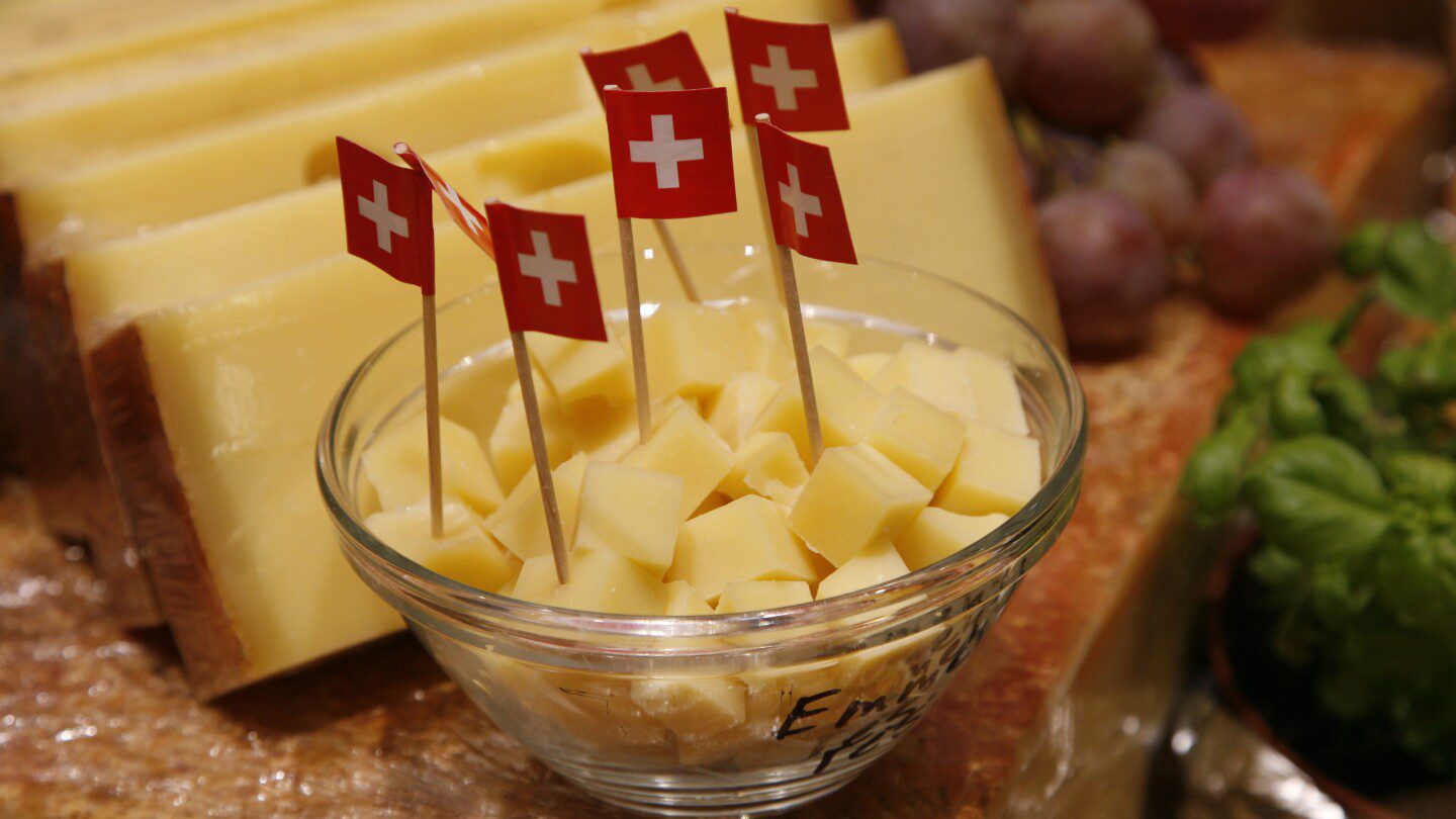 Suiza se convertirá este año en importador neto de queso por primera vez