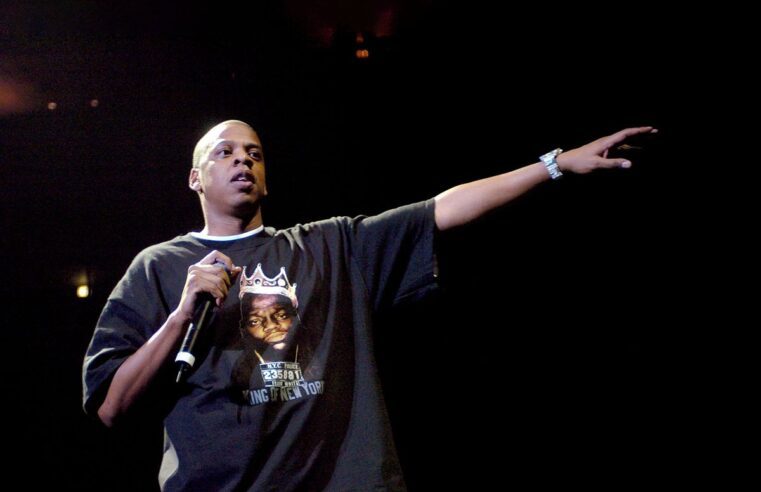 The Black Album” de Jay-Z cumple 20 años y es más relevante que nunca